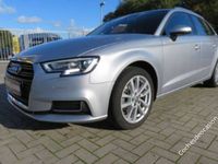 Usado Audi A3 Sportback Design 2018 Plata metalizado Utilitario