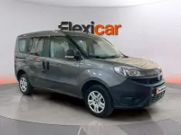 Usado Fiat Doblò Easy 105 CV (77 kW) 2016 Marrón Monovolumen