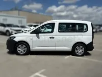 Usado VW Caddy 102 CV (75 kW) 2022 Blanco Monovolumen