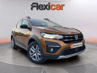 Usado Dacia Sandero Essentiel 101 CV (74 kW) 2021 Amarillo Utilitario