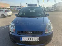 Usado Ford Fiesta Ghia 68 CV (50 kW) 2007 Azul Utilitario