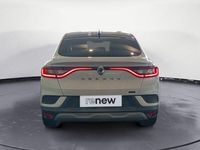 Begagnad Renault Arkana Techno 145 HK (106 kW) 2023 Vit SUV