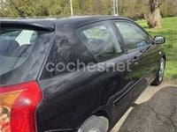 Usado Toyota Corolla Sol 110 CV (80 kW) 2004 Negro Berlina