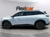 Usado Peugeot 5008 Allure 145 CV (106 kW) 2025 Blanco SUV