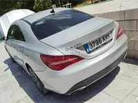 Usado Mercedes CLA200 156 CV (114 kW) 2018 Gris / plata Coupe