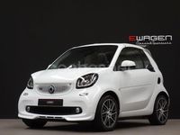 Usado Smart ForTwo Cabrio Brabus 109 CV (80 kW) 2017 Blanco Descapotable