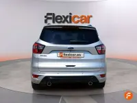 Usado Ford Kuga ST-Line 150 CV (110 kW) 2018 Gris SUV