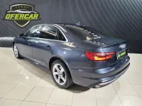 Usado Audi A4 Advanced Plus 163 CV (119 kW) 2020 Gris / plata Berlina