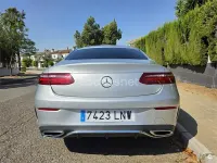 Usado Mercedes E220 194 CV (142 kW) 2021 Gris / plata Coupe