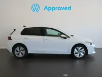 Usado VW Golf VIII Match 204 CV (150 kW) 2025 Blanco Berlina