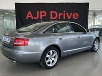 Usado Audi A6 177 CV (130 kW) 2006 Gris / plata Berlina