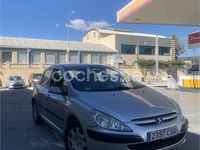 Usado Peugeot 307 90 CV (66 kW) 2004 Gris / plata Berlina