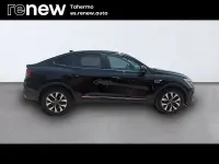 Usado Renault Arkana Intens 140 CV (102 kW) 2021 Negro SUV