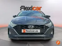 Usado Hyundai i20 100 CV (73 kW) 2021 Gris Utilitario