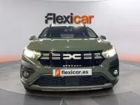 Usado Dacia Sandero Essentiel 91 CV (66 kW) 2023 Verde Berlina