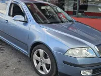 Usado Skoda Octavia Elegance 140 CV (102 kW) 2007 Azul Berlina