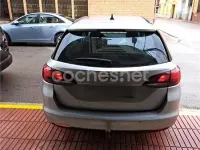 Usado Opel Astra Dynamic 110 CV (80 kW) 2019 Gris / plata Familiar