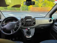 Usado Citroën Berlingo Feel 120 CV (88 kW) 2016 Negro Monovolumen