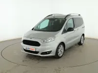 Usado Ford Tourneo Courier Titanium 95 CV (69 kW) 2017 Gris Monovolumen