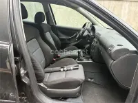 Usado Seat Leon FR 180 CV (132 kW) 2005 Negro Utilitario