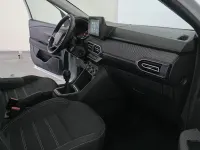 Usado Dacia Sandero Expression 100 CV (73 kW) 2025 Blanco Berlina