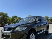 Usado VW Touareg 225 CV (165 kW) 2007 Negro SUV