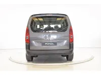 Usado Citroën Berlingo Feel 100 kW (136 CV) 2023 Gris Monovolumen