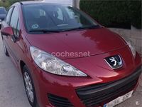 Usado Peugeot 207 90 CV (66 kW) 2009 Granate Berlina