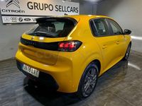 Usado Peugeot 208 Active 102 CV (75 kW) 2022 Amarillo Utilitario