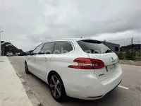 Usado Peugeot 308 SW Allure 150 CV (110 kW) 2014 Blanco Familiar