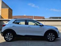 Usado Kia Stonic 101 CV (74 kW) 2025 Blanco SUV