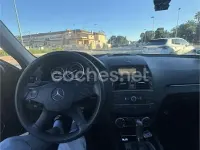 Usado Mercedes C200 Avantgarde 122 CV (89 kW) 2007 Negro Berlina