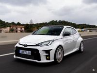 Usado Toyota Yaris 261 CV (191 kW) 2021 Blanco Berlina
