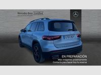 Usado Mercedes GLB200 150 CV (110 kW) 2025 Plata hightech (metalizado) SUV