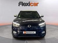 Usado Ssangyong (KGM) Tivoli Limited 116 CV (85 kW) 2017 Negro SUV