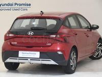 Nuevo Hyundai i20 100 CV (73 kW) 2025 Rojo Utilitario
