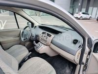Usado Renault Grand Scénic II Dynamique 110 CV (80 kW) 2006 Beige Monovolumen