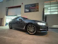 Usado BMW 750L Comfort Edition 450 CV (330 kW) 2017 Gris / plata Berlina