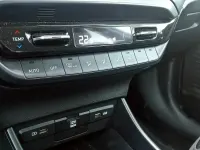 Usado Hyundai Bayon 100 CV (73 kW) 2021 Gris SUV
