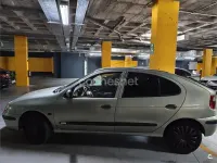 Usado Renault Mégane GrandTour Authentique 110 CV (80 kW) 2003 Verde Familiar