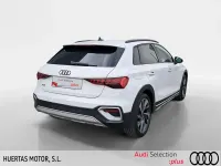 Käytetty Audi A3 Ambiente 204 HP (150 kW) 2026 Valkoinen Sedan