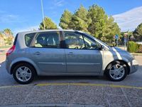 Usado Renault Scénic II Authentique 98 CV (72 kW) 2004 Gris / plata Monovolumen