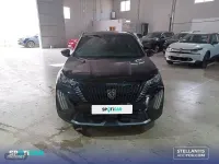 Usado Peugeot 2008 Allure 100 CV (73 kW) 2024 Negro SUV