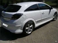 Usado Opel Astra GTC Sport 150 CV (110 kW) 2007 Blanco Berlina
