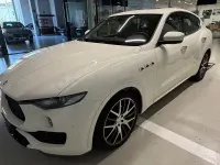 Usado Maserati Levante 275 CV (202 kW) 2016 Blanco SUV