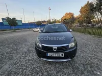 Usado Dacia Sandero Stepway 90 CV (66 kW) 2012 Gris / plata Berlina