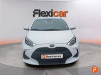 Usado Toyota Yaris Hybrid Active 116 CV (85 kW) 2021 Blanco