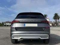 Usado Skoda Kamiq 110 CV (80 kW) 2022 Gris SUV