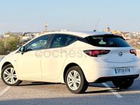 Usado Opel Astra Dynamic 110 CV (80 kW) 2019 Blanco Berlina