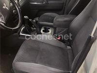 Usado Mitsubishi Montero 170 CV (125 kW) 2008 Beige SUV